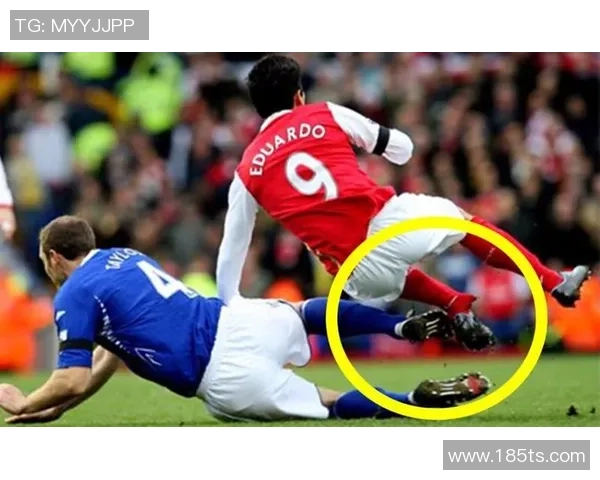 足球明星们受伤瞬间集锦视频素材分享让我们一起关注运动员的健康与安全