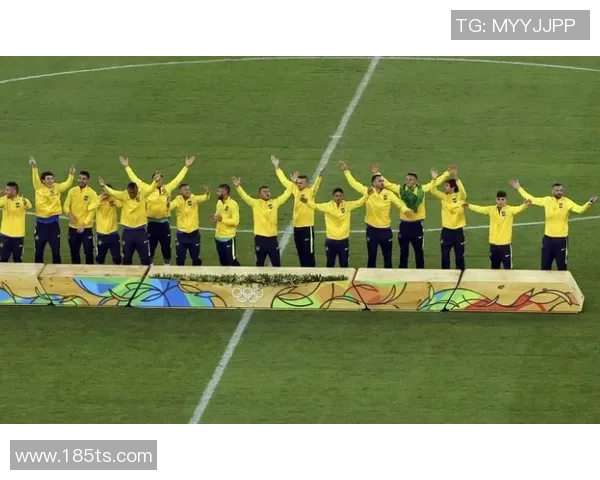 足球明星立体手工制作教程让你亲手打造心仪偶像的艺术品